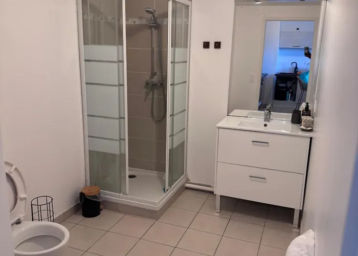 T2 Avec Parking Prive Apartamento
